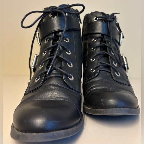 Madden Girl Black Combat Moto Boots Faux Leather Chunky Heel women's size 8 - Picture 3 of 6